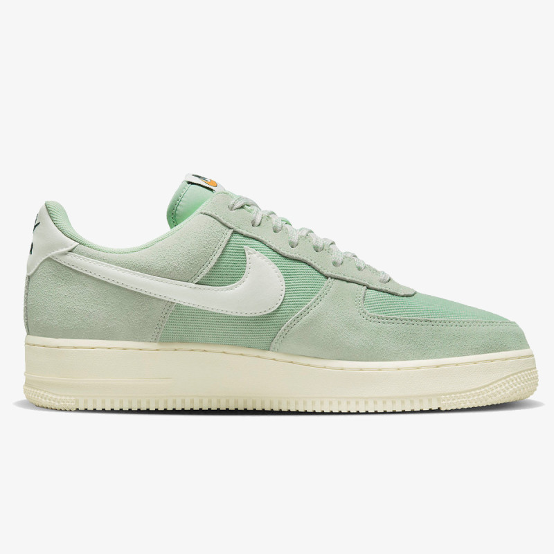 Nike Air Force 1 '07 LV8 