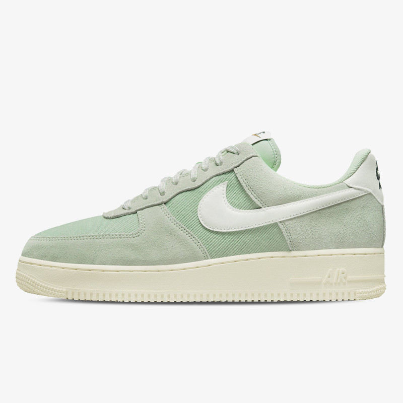 Nike Air Force 1 '07 LV8 