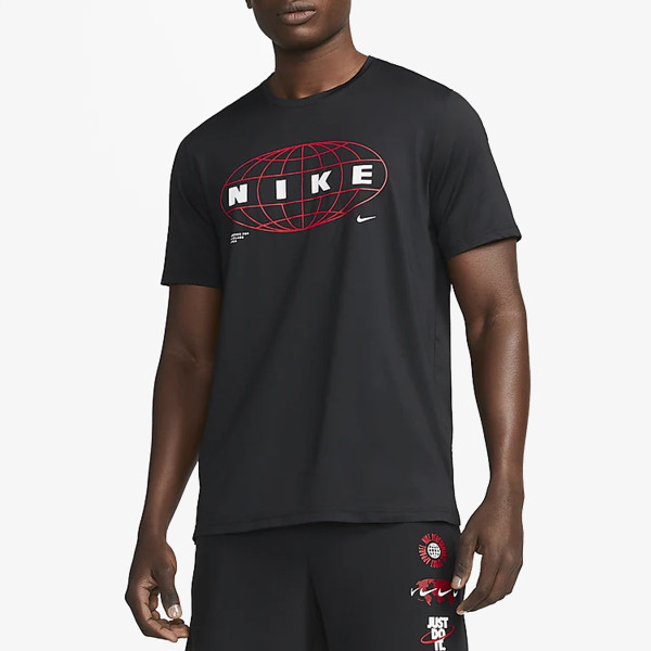 Nike Pro 