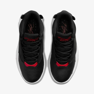 Nike Jordan Max Aura 4 