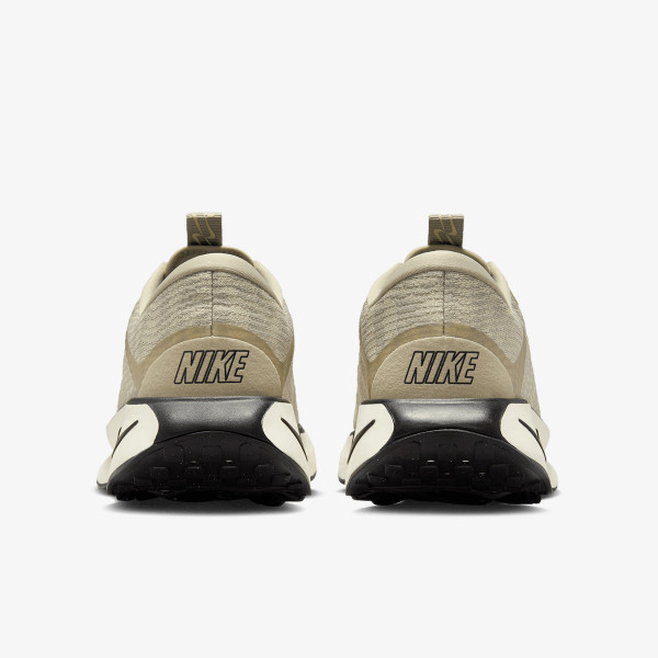 Nike NIKE MOTIVA 