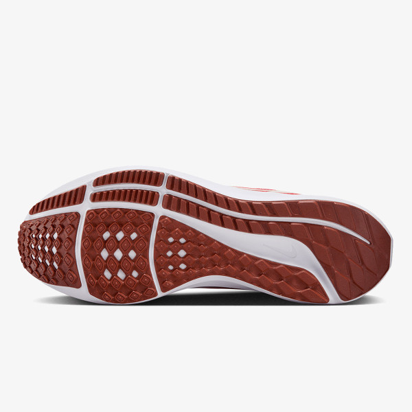Nike Pegasus 40 