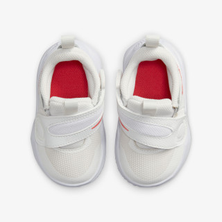 Nike TEAM HUSTLE D 11 TD 