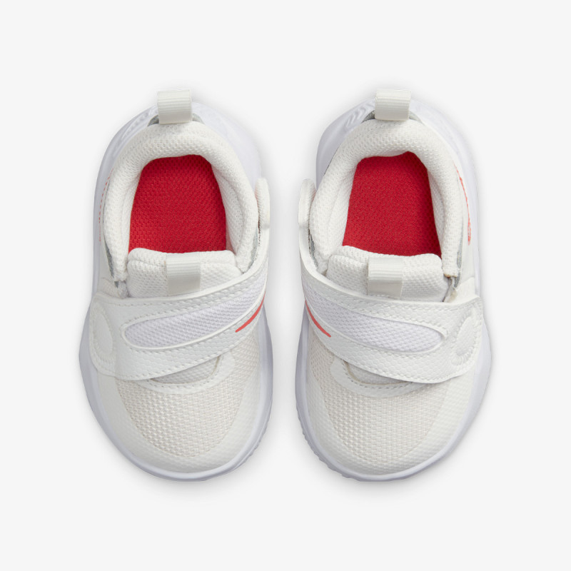 Nike TEAM HUSTLE D 11 TD 