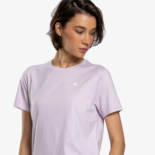 Nike Sportswear Club Essentials 