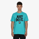 Nike Sportswear 