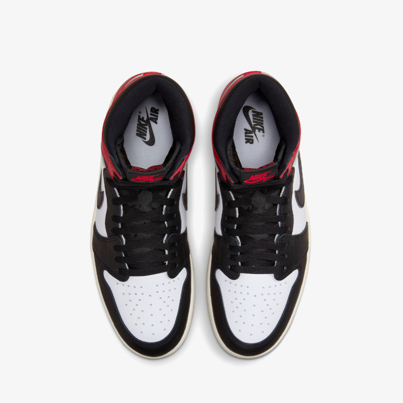 Nike AIR JORDAN 1 RETRO HIGH OG 