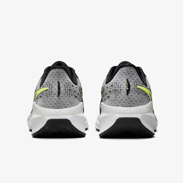 Nike NIKE VOMERO 17 