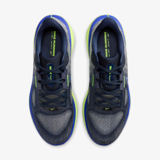 Nike Vomero 17 