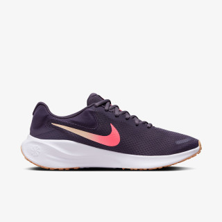 Nike Revolution 7 