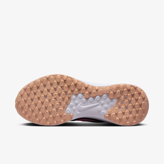 Nike Revolution 7 