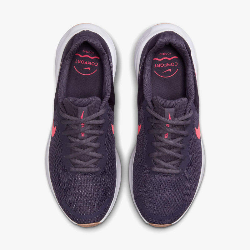 Nike Revolution 7 