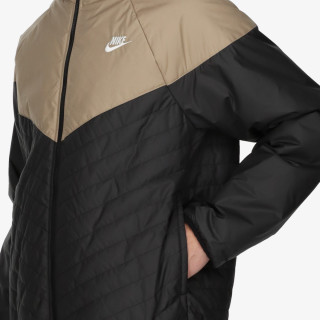 Nike Storm-FIT Windrunner 