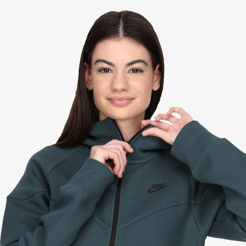 Nike Tech Fleece 