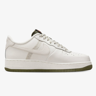 Nike AIR FORCE 1 '07 LV8 