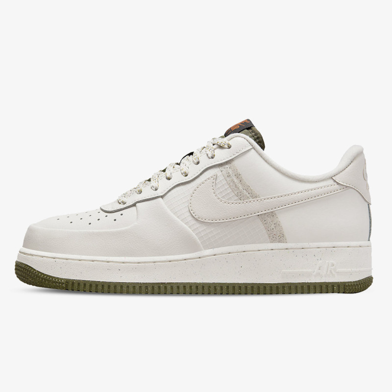 Nike AIR FORCE 1 '07 LV8 