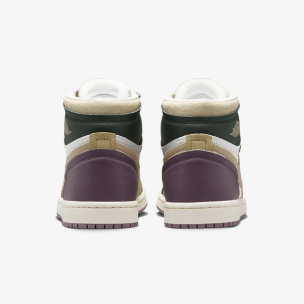 Nike WMNS AIR JORDAN 1 MM HIGH 