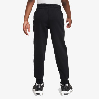 Nike Sportswear Club 