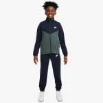 Nike Sportswear Club 