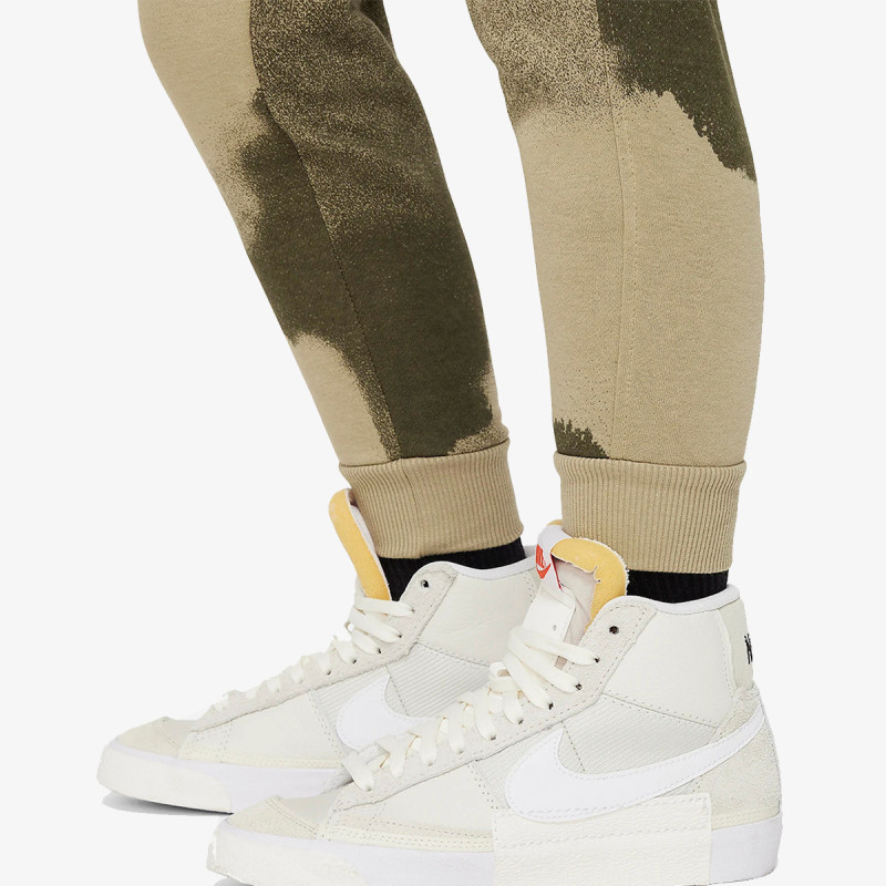 Nike Club Fleece 
