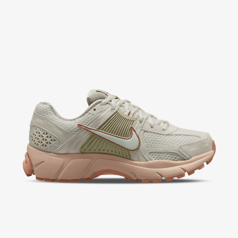 Nike W NIKE ZOOM VOMERO 5 