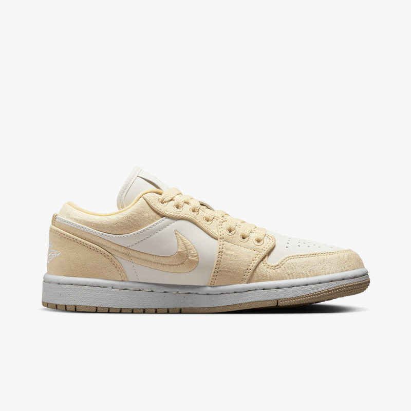 Nike WMNS AIR JORDAN 1 LOW SE TE V2 