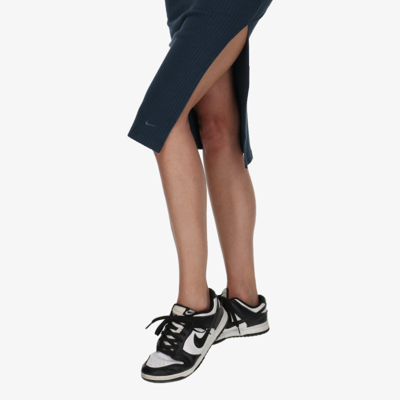Nike Sportswear Chill 