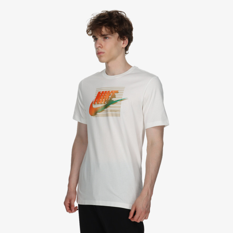 Nike Sportswear 