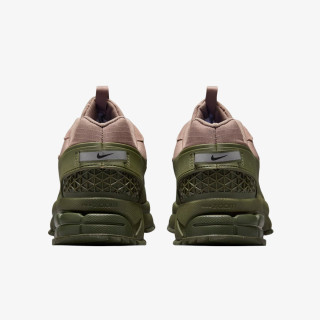 Nike Vomero Roam 