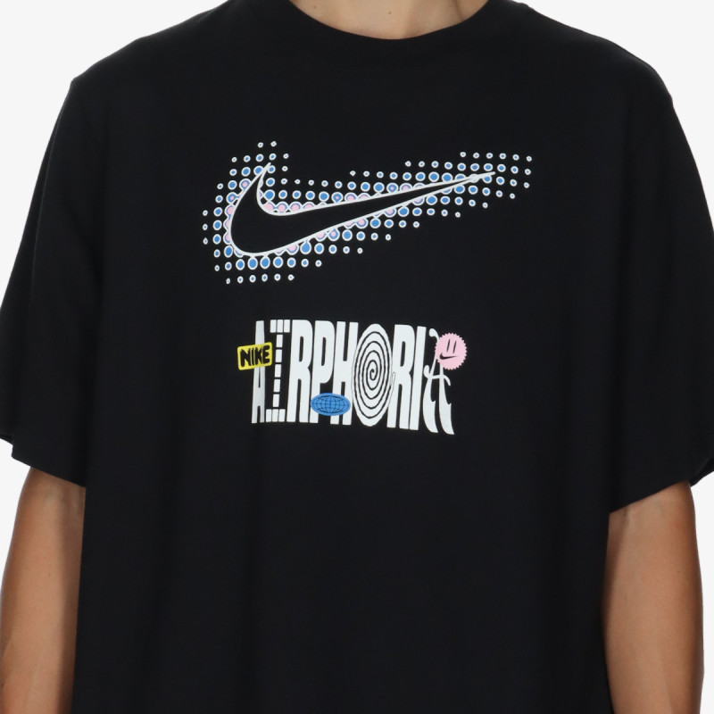 Nike Sportswear 