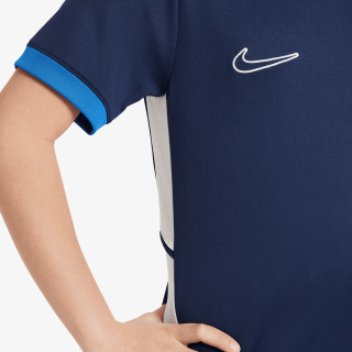 Nike Academy 25 