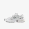New Balance K 740 