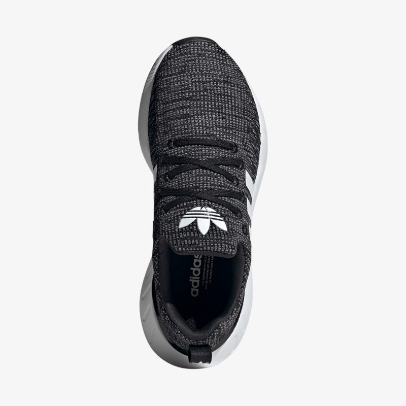 adidas SWIFT RUN 22 J 