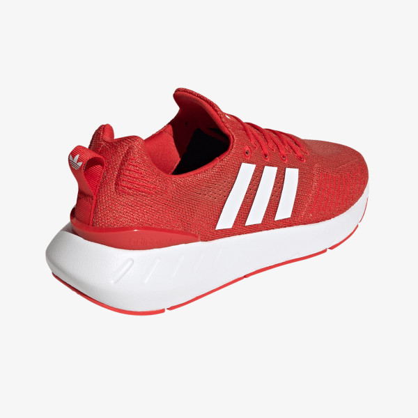adidas Swift Run 