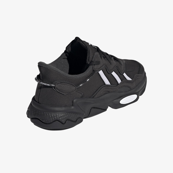 adidas Ozweego 