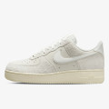 Nike AIR FORCE 1 '07 LX UNI 