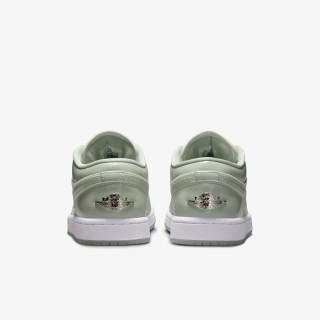 Nike WMNS AIR JORDAN 1 LOW SE 