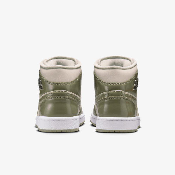 Nike WMNS AIR JORDAN 1 MID SE 