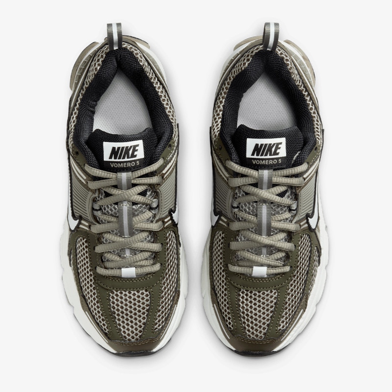 Nike Vomero 5 