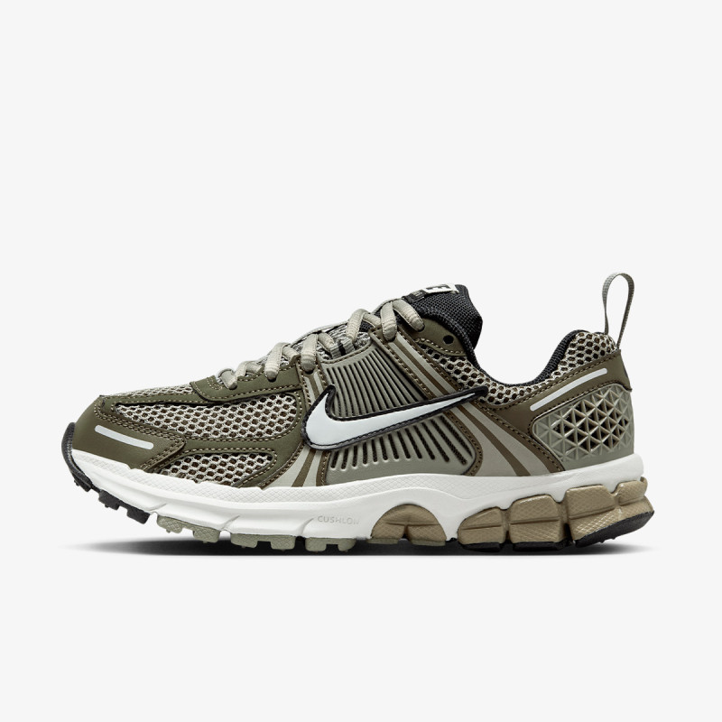 Nike Vomero 5 