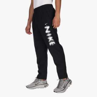 Nike Dri-FIT Form 