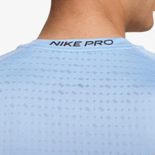 Nike Breathe 