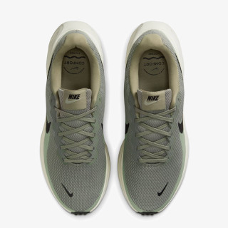 Nike NIKE REVOLUTION 8 