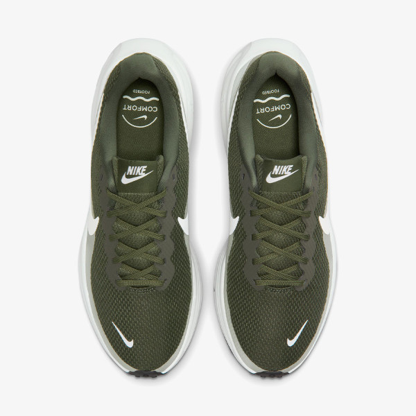 Nike NIKE REVOLUTION 8 