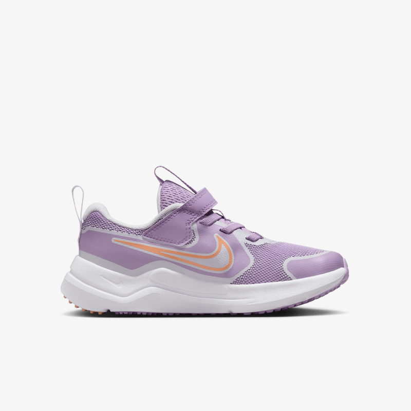 Nike Cosmic Runner 