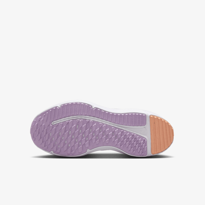 Nike Cosmic Runner 