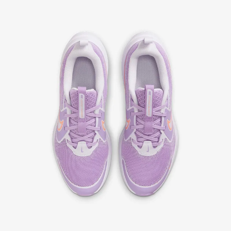 Nike Cosmic Runner 