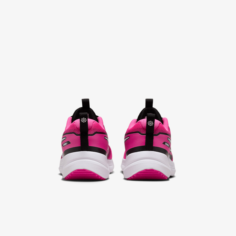 Nike Cosmic Runner 