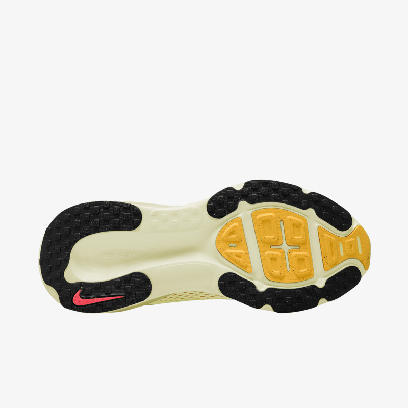 Nike Vomero 18 
