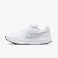 Nike Run Defy 